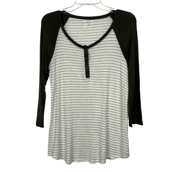 Maurice’s 3-Button Pullover Knit Tops Sz Small Multi Colors Lot/2 Stretch - Picture 2 of 15